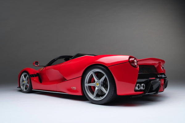 Ferrari_LaFerrari_Aperta_-