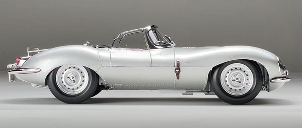 Jaguar XKSS - M5541-RL | Model Handling | Amalgam Collection