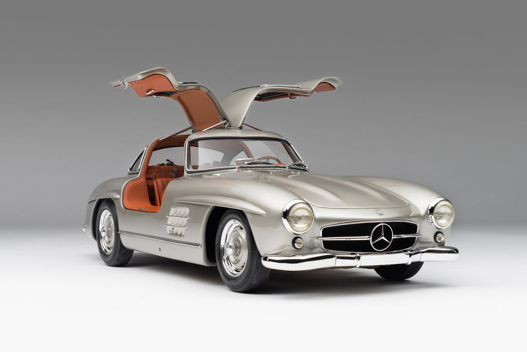 Mercedes Benz 300SL Gullwing at 1:8 scale