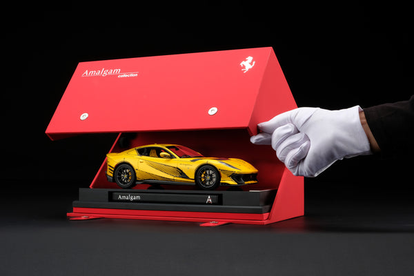 1:18 スケールのフェラーリ 812 コンペティツィオーネ テーラーメイド