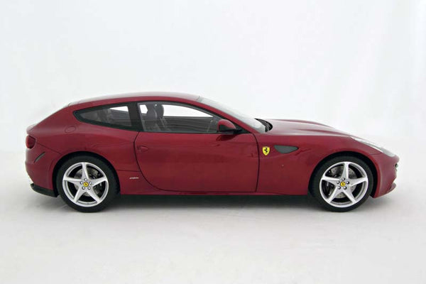 Ferrari FF (2011) – Amalgam Collection