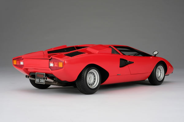 Lamborghini Countach LP400 (1974) – Amalgam Collection