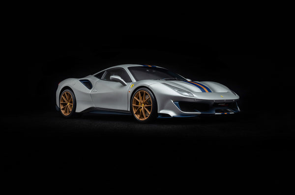 フェラーリ 488 GTB (2015) – Amalgam Collection