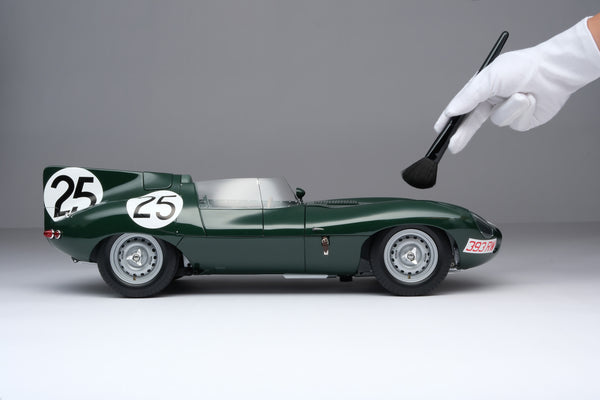 M5502-JGR-6JaguarXKD1956Reims1