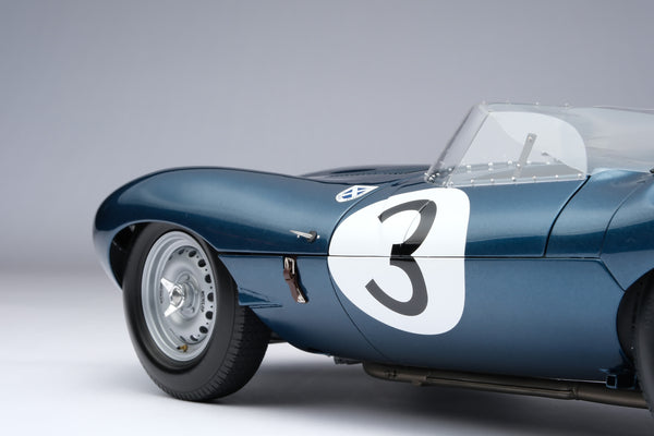 1956 Jaguar D Type XKD 603. Ecurie Ecosse team car 2nd in 1957 Le Mans 24 hour race Stock Photo 1956 Jaguar D Type XKD 603. Ecurie Ecosse team car 2nd in 1957 Le Mans 24 hour race Stock Photo