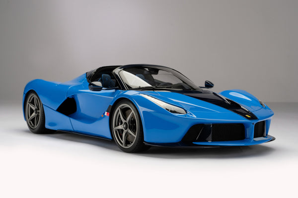 フェラーリ ラ フェラーリ (2013) – Amalgam Collection