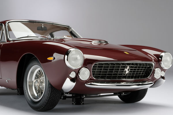 フェラーリ 250 GT ルッソ (1962) – Amalgam Collection