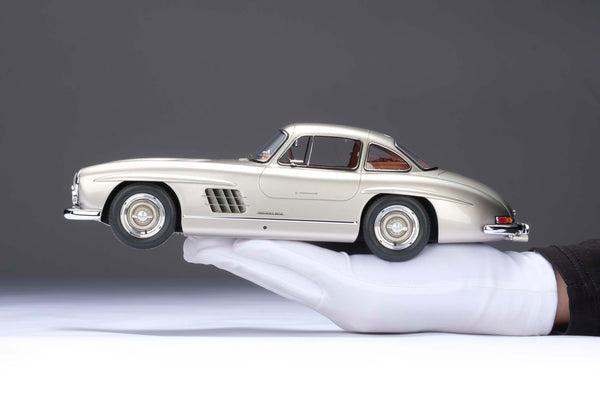 メルセデス-ベンツ 300SL ガルウィング – Amalgam Collection