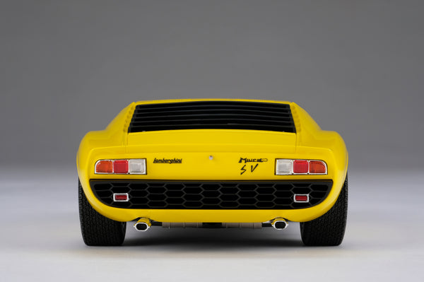 ランボルギーニ・Miura P400 SV | Amalgam Collection