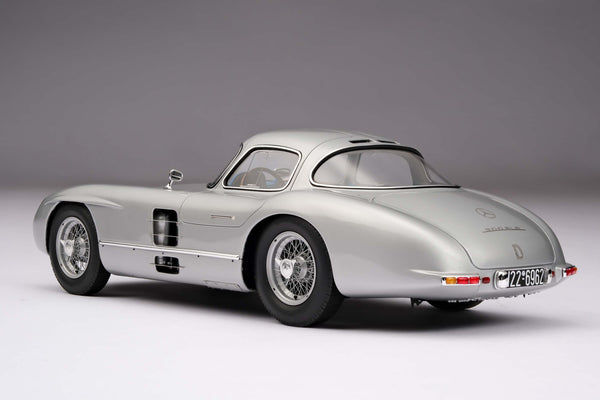 メルセデス・ベンツ 300 SLR「ウーレンハウト クーペ」 – Amalgam