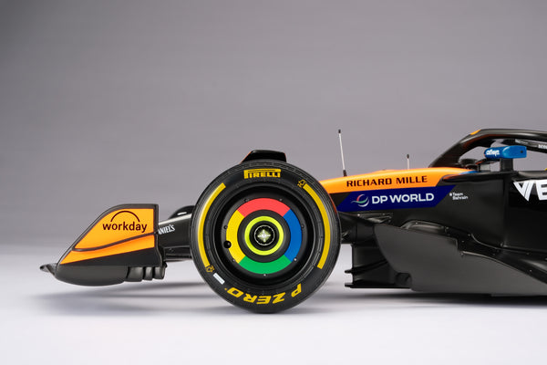 マクラーレン MCL39 - 2025年イギリスグランプリ – Amalgam Collection