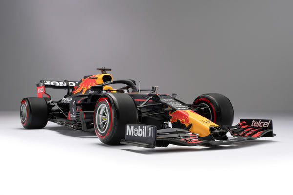 Red Bull Racing Honda RB16B - 2021 Abu Dhabi Grand Prix – Amalgam