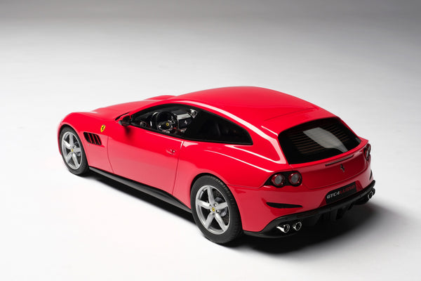 Ferrari GTC4 ルッソ（レッド） – Amalgam Collection