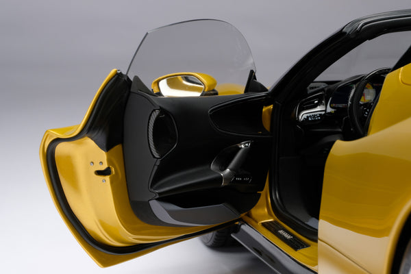 フェラーリSF90 Spider – Amalgam Collection
