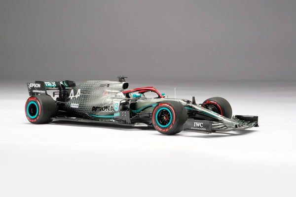 F1 Mercedes Benz AMG W10 EQ Power+ Lewis Hamilton 2019 1:43 Bburago c/ Display - 20 anos! Loja on-line de miniaturas colecionáveis F1 Mercedes Benz AMG W10 EQ Power+ Lewis Hamilton 2019 1:43 Bburago c/ Display - 20 anos! Loja on-line de miniaturas colecionáveis