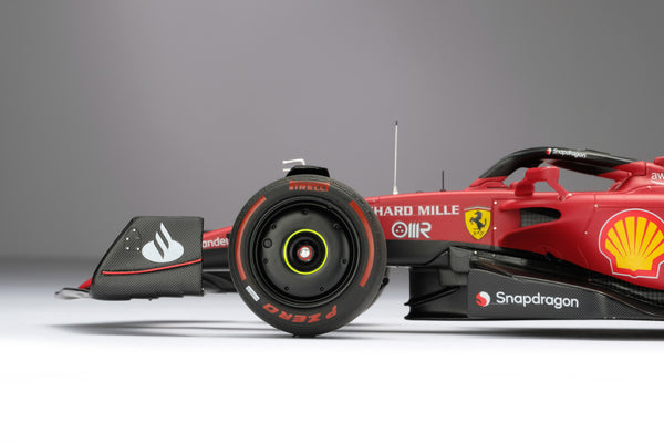 フェラーリF1-75-2022バーレーングランプリ – Amalgam Collection