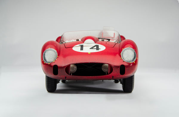 フェラーリ 250 TR - 1958 年ル・マン優勝車 - 風化したレース