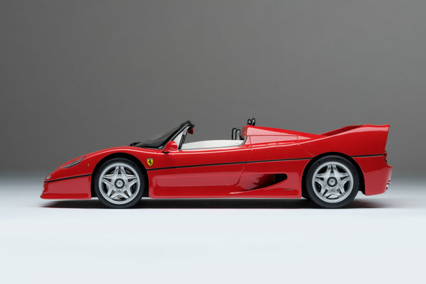 La Ferrari F50 au 1:12ème par Tamiya - Présentation de ce modèle d