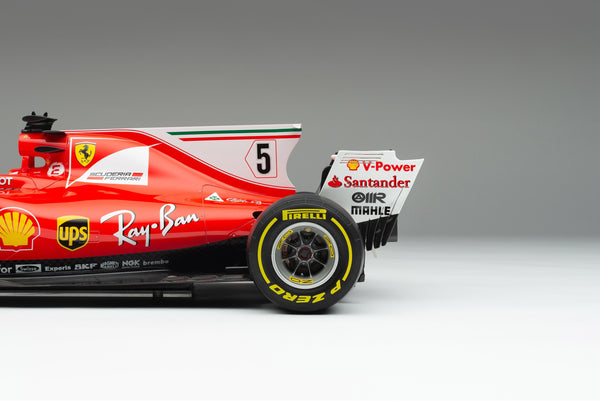 1/24 Ixo Altaya Ferrari SF70H Sebastian Vettel 2017 Formule 1 F1 - Collection 1/24 Ixo Altaya Ferrari SF70H Sebastian Vettel 2017 Formule 1 F1 - Collection