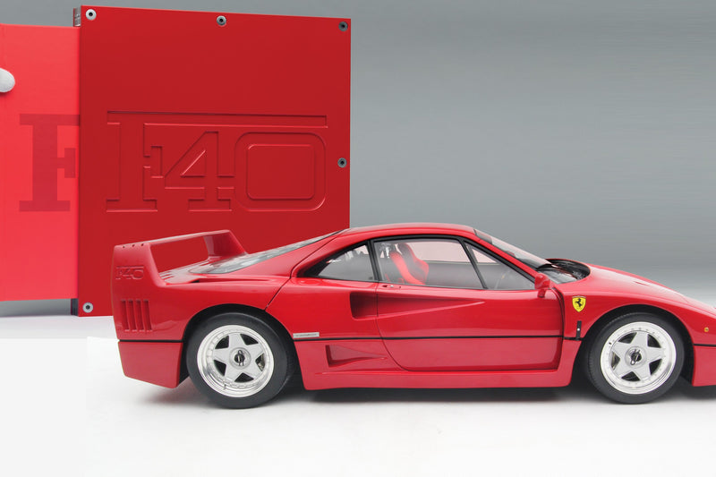 Ferrari F40 – Edition of 5 with R&T book