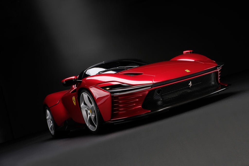 Revealing the Ferrari Daytona SP3 at 1:8 scale