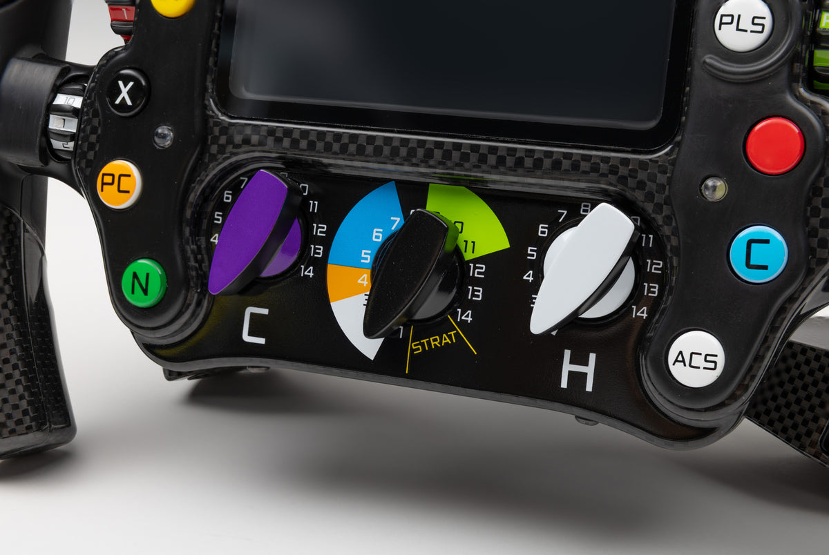マクラーレン MCL39 ステアリングホイール (2025)