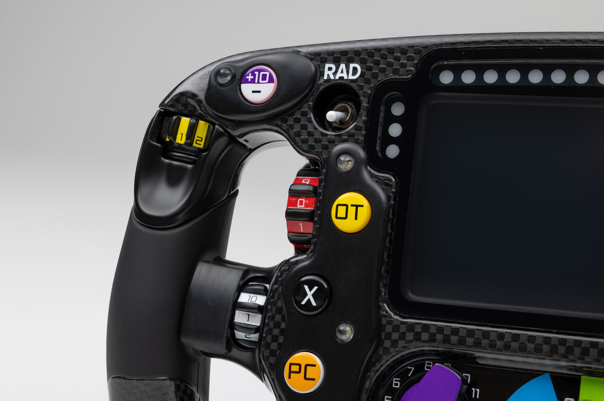 マクラーレン MCL39 ステアリングホイール (2025)
