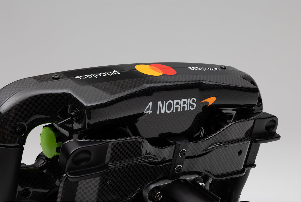 マクラーレン MCL39 ステアリングホイール (2025)