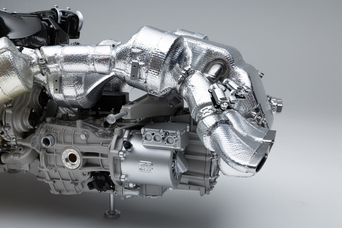 Moteur et boîte de vitesses BUGATTI Tourbillon V16 (2026)