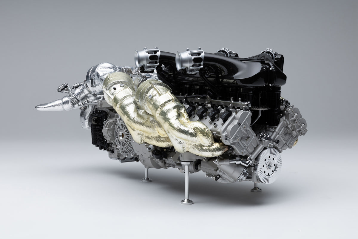 Moteur et boîte de vitesses BUGATTI Tourbillon V16 (2026)