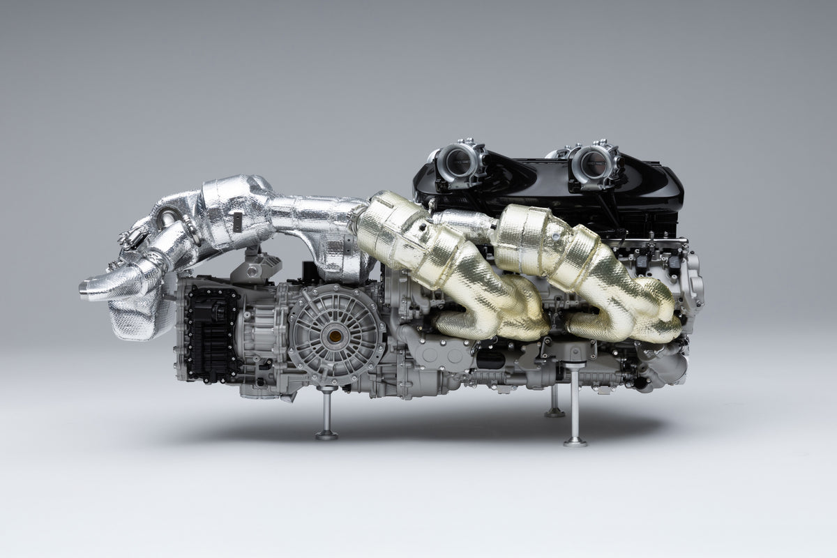 Moteur et boîte de vitesses BUGATTI Tourbillon V16 (2026)