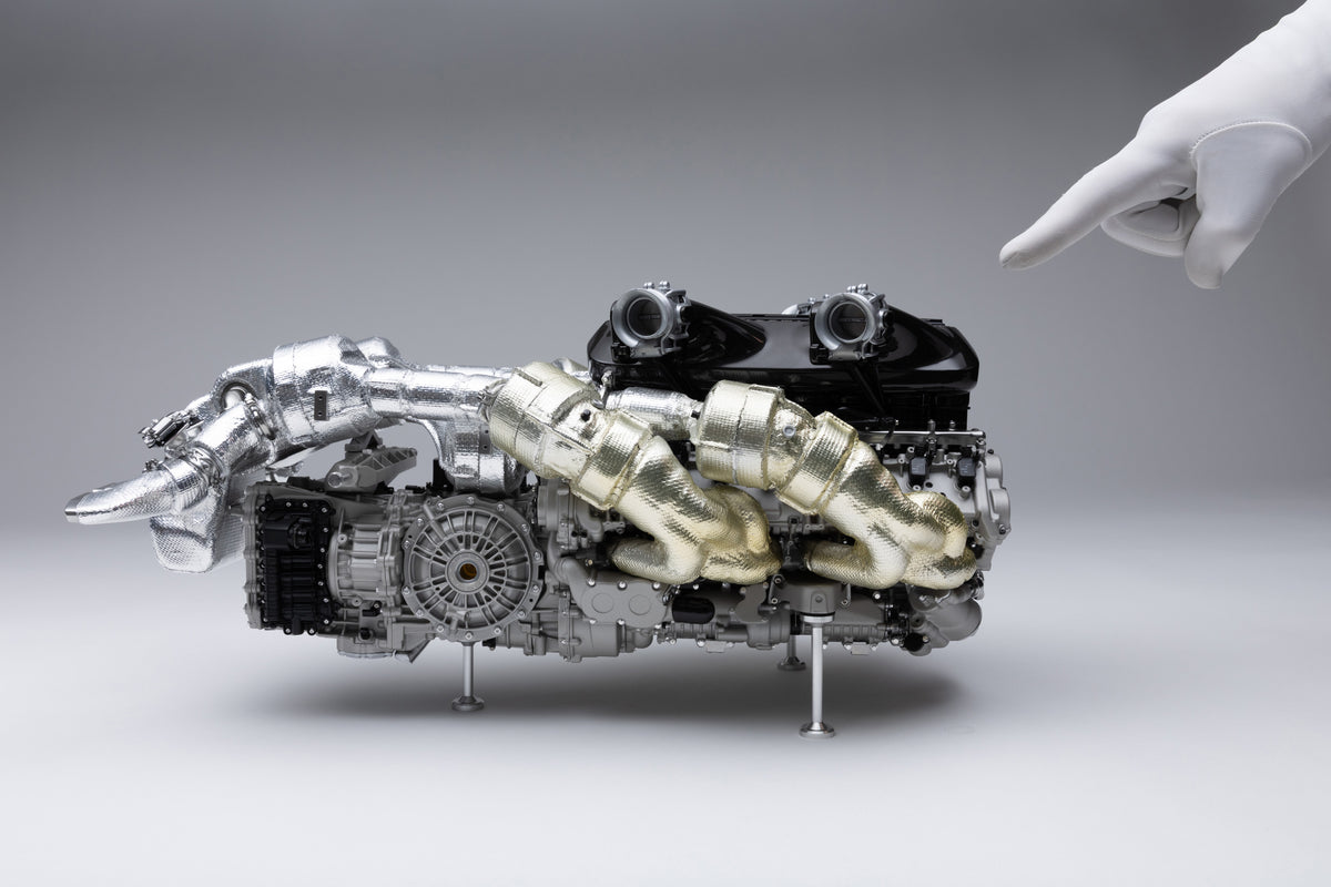 Moteur et boîte de vitesses BUGATTI Tourbillon V16 (2026)
