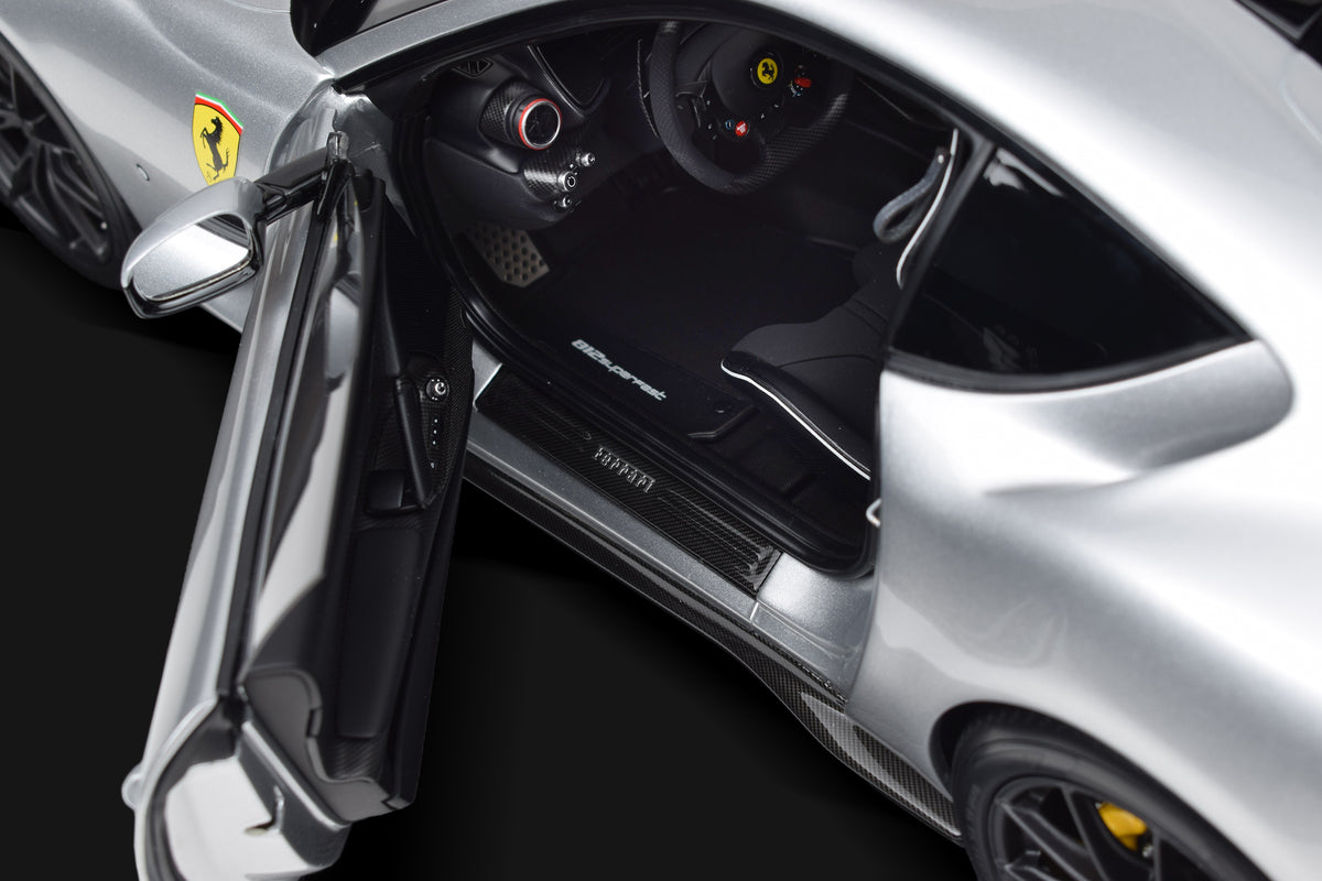 Ferrari 812 Superfast - Tailor Made