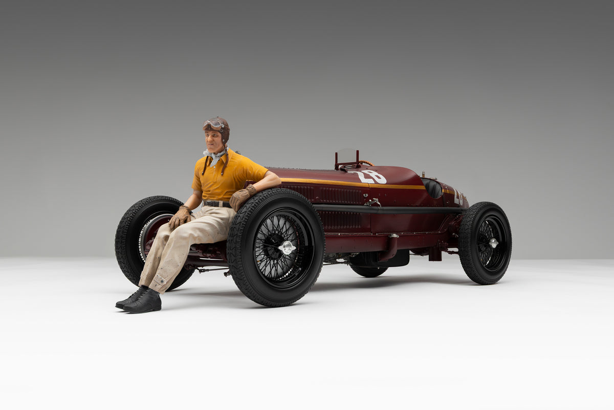 Alfa Romeo 8C 2300 "Monza" - 1932 Monaco Grand Prix Winner - Tazio Nuvolari Figure Edition at 1:8 scale by Amalgam Collection