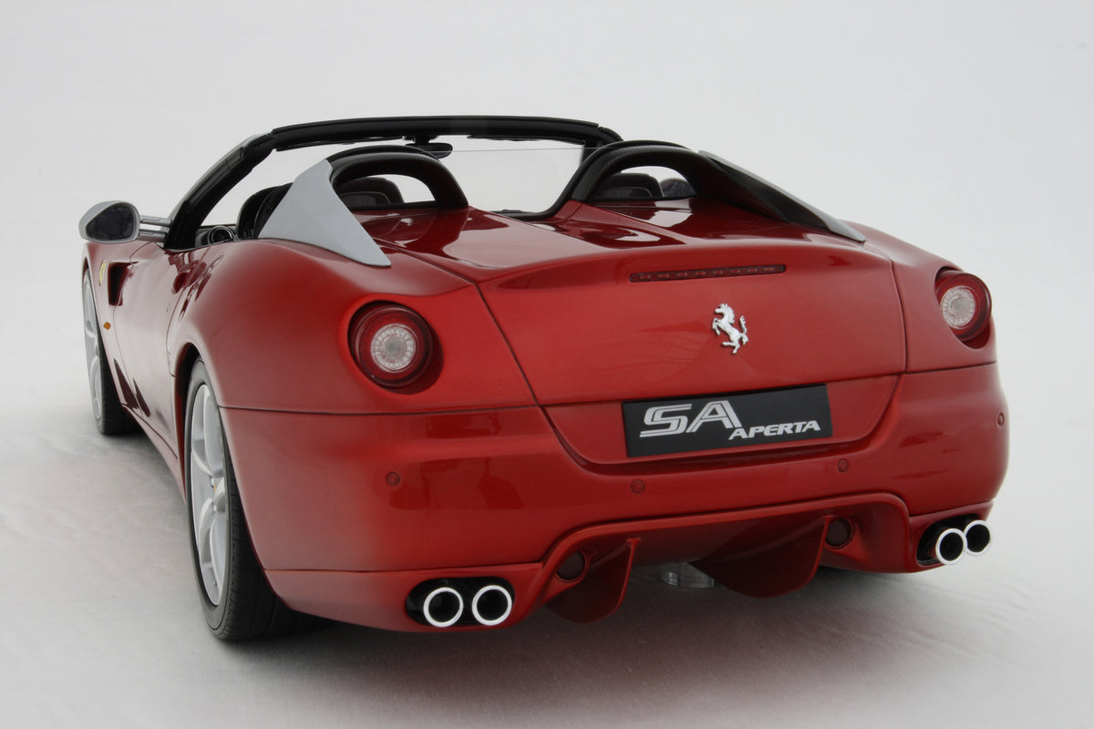 Ferrari 599 SA Aperta (2010) - Rouge