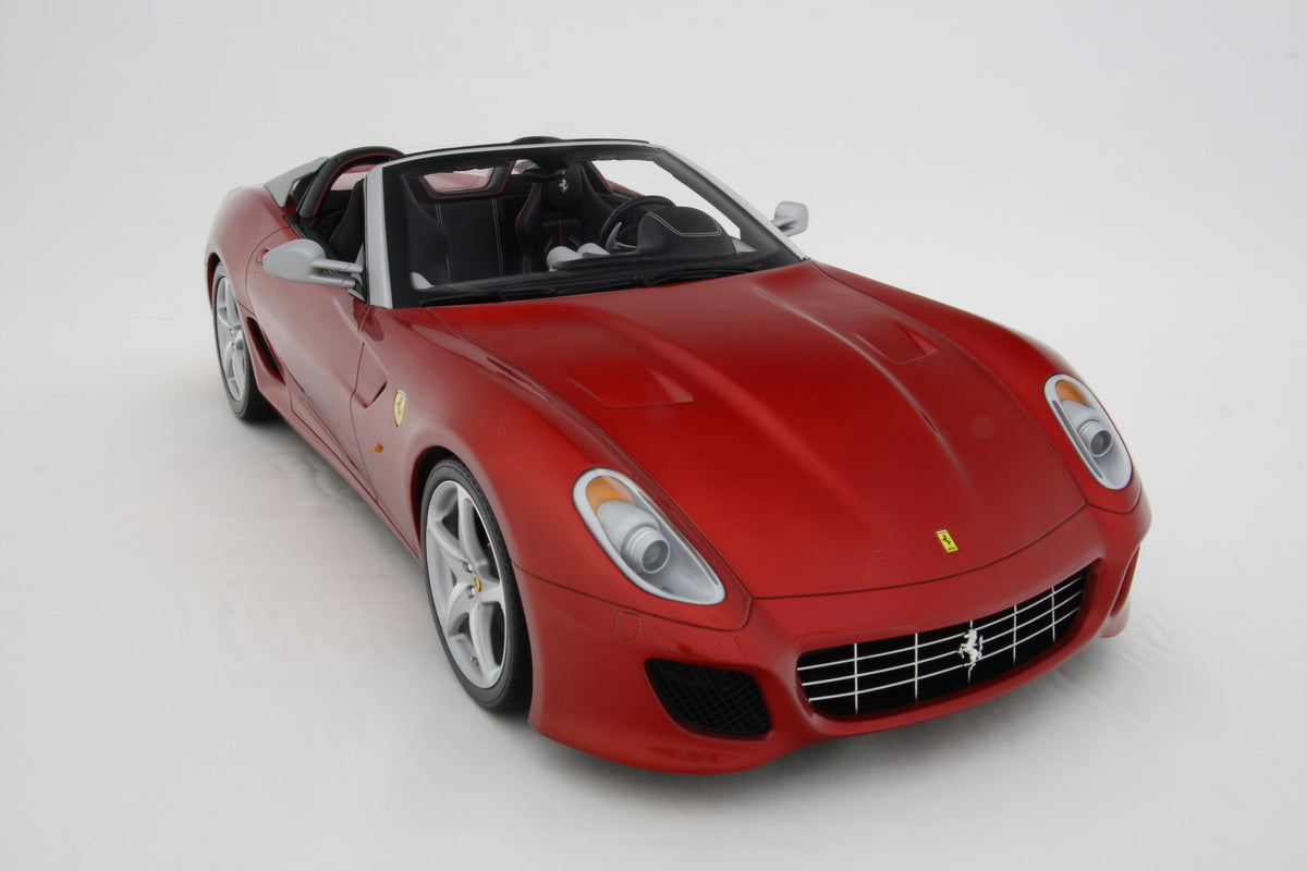 Ferrari 599 SA Aperta (2010) - Rouge
