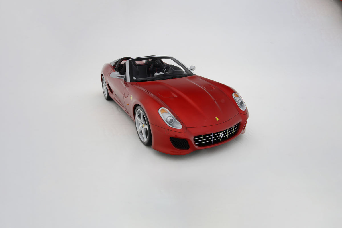 Ferrari 599 SA Aperta (2010) - Rouge