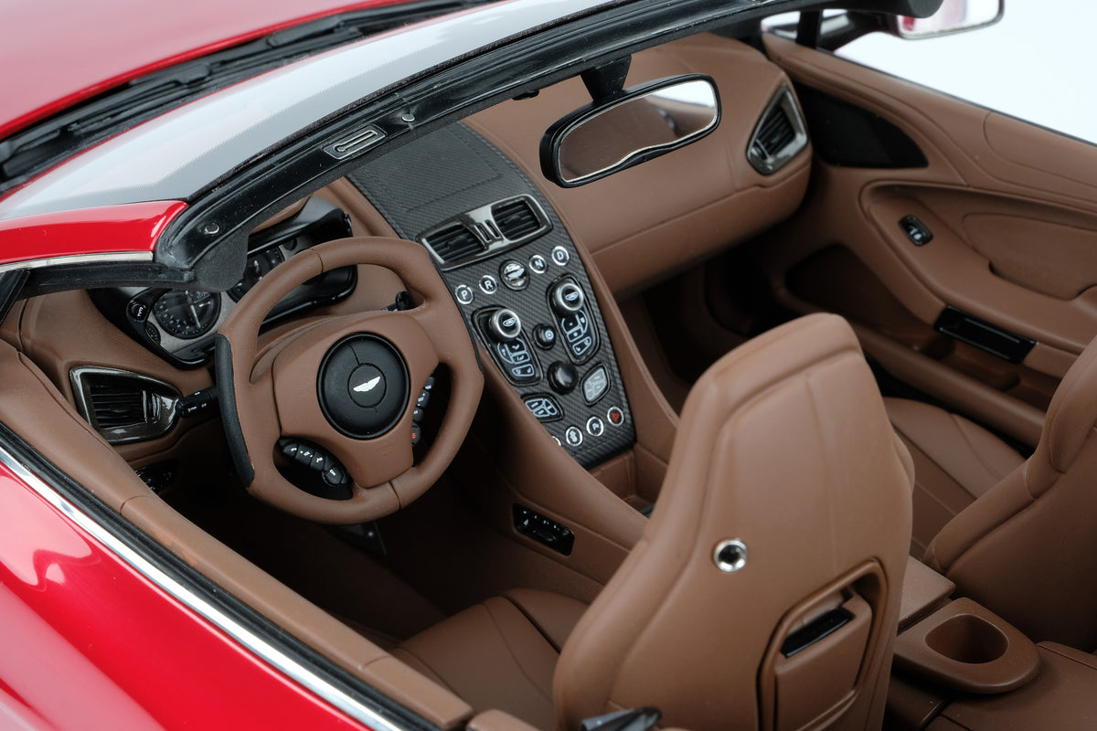 Aston Martin Vanquish Volante - Tailor Made