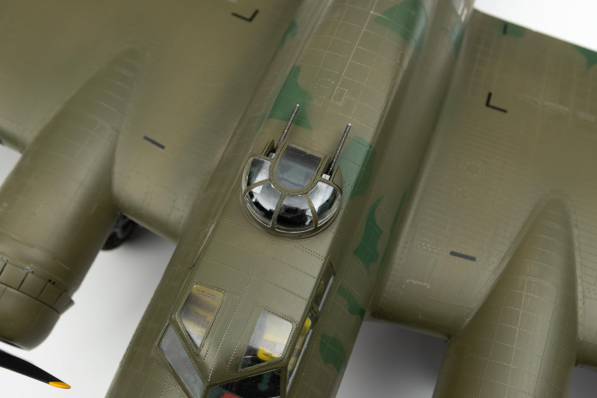 B-17F Flying Fortress - 'Memphis Belle' at 1:32 scale by Amalgam Collection