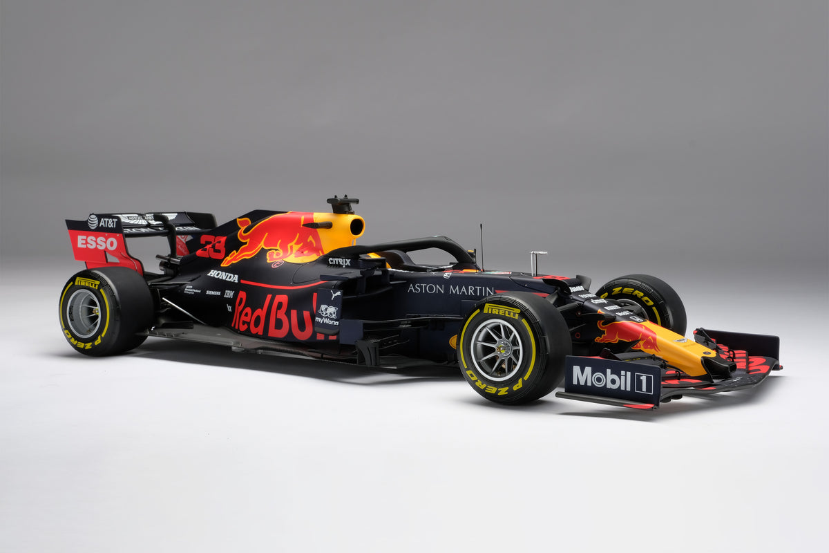 Aston Martin Red Bull Racing RB15 - Grand Prix d'Autriche 2019 - Verstappen - Échelle 1:8