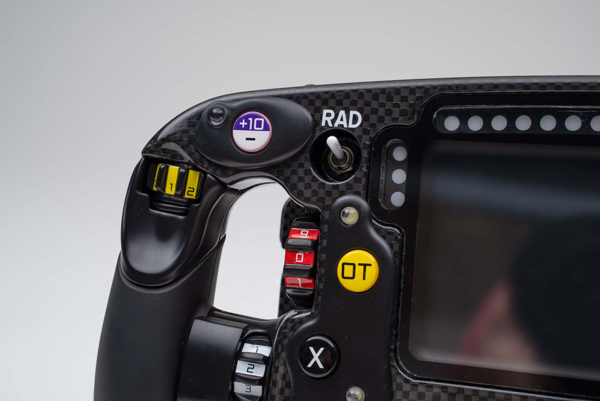 Volant McLaren MCL38 (2024)