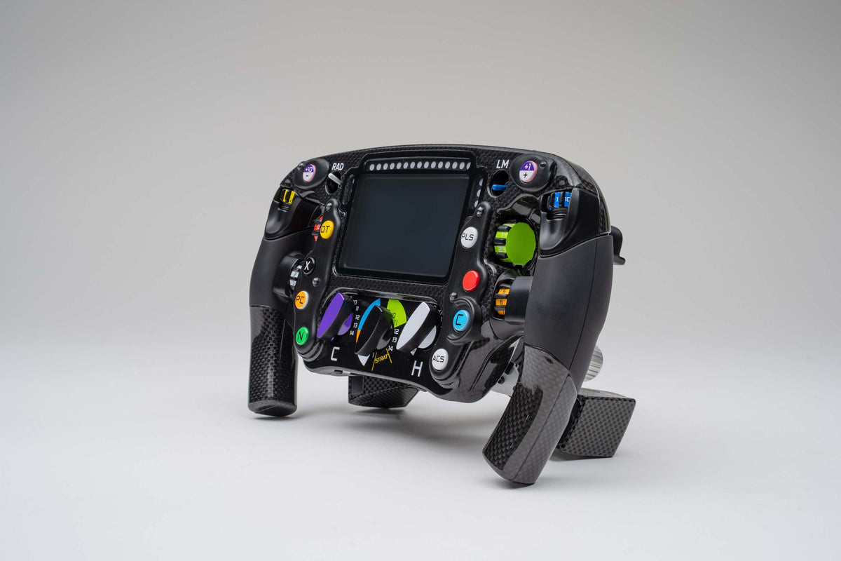 Volant McLaren MCL38 (2024)