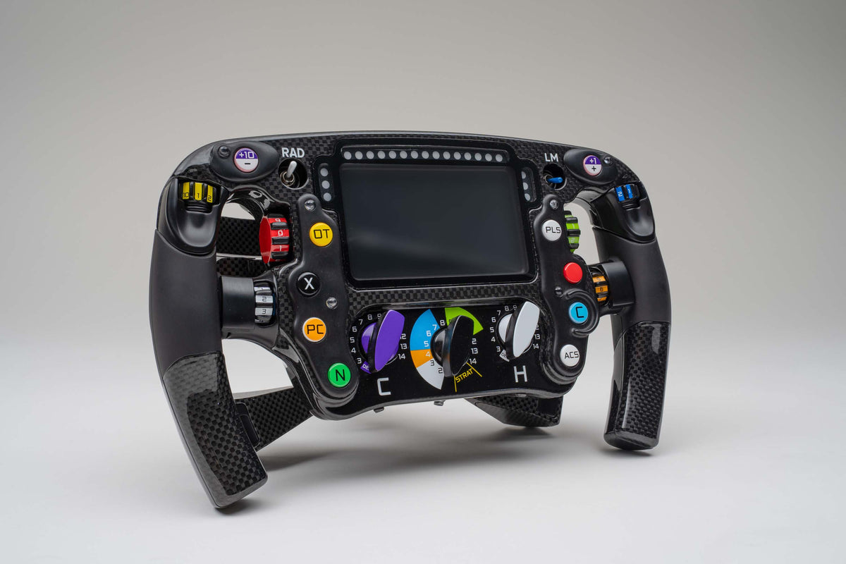 Volant McLaren MCL38 (2024)