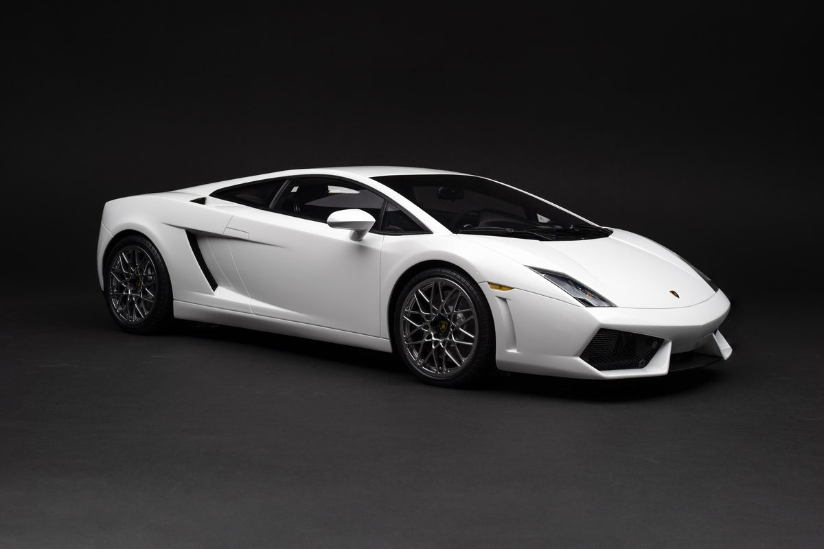 Lamborghini Gallardo LP560-4 (2008) - White - 1:8 scale