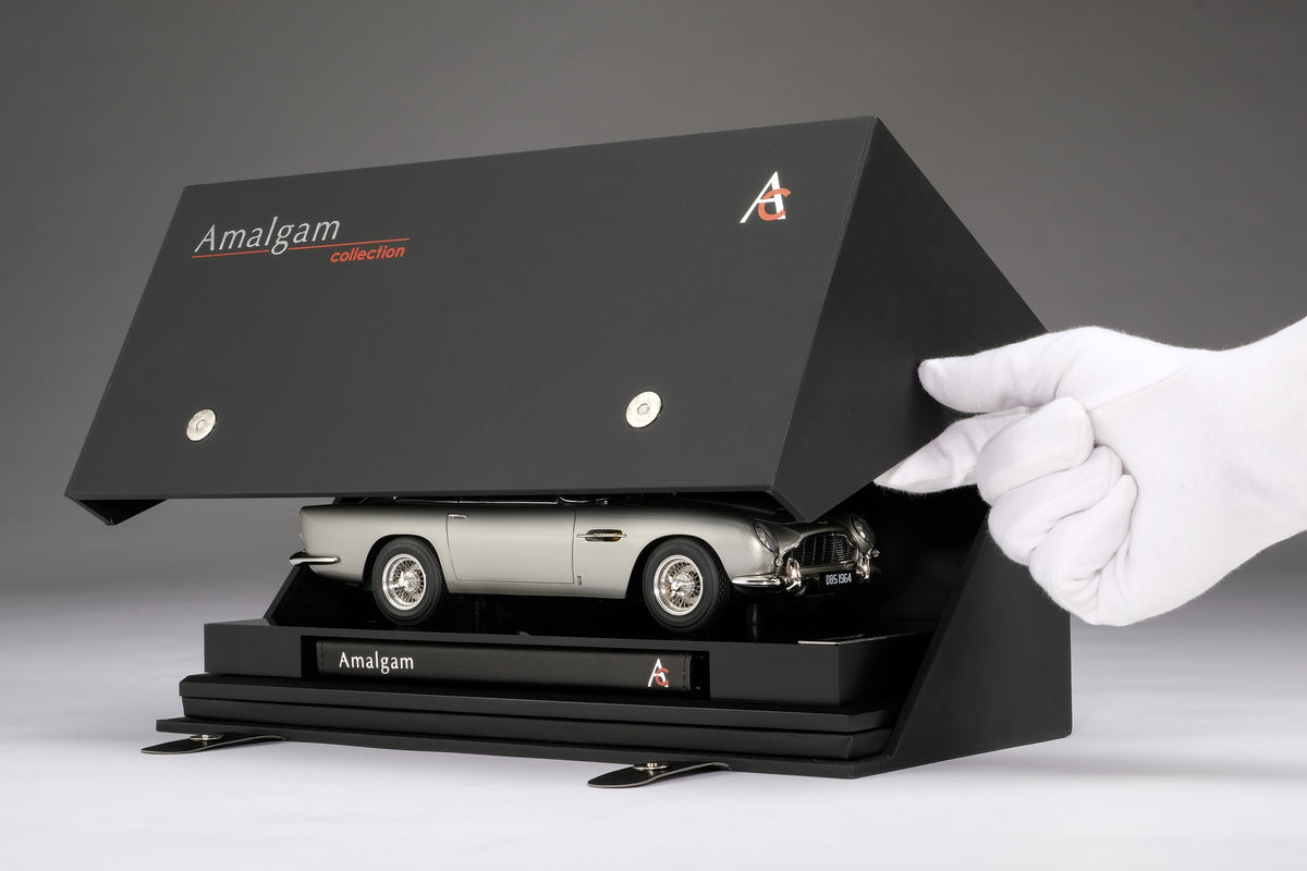 Aston Martin DB5 Vantage at 1:18 scale by Amalgam Collection 