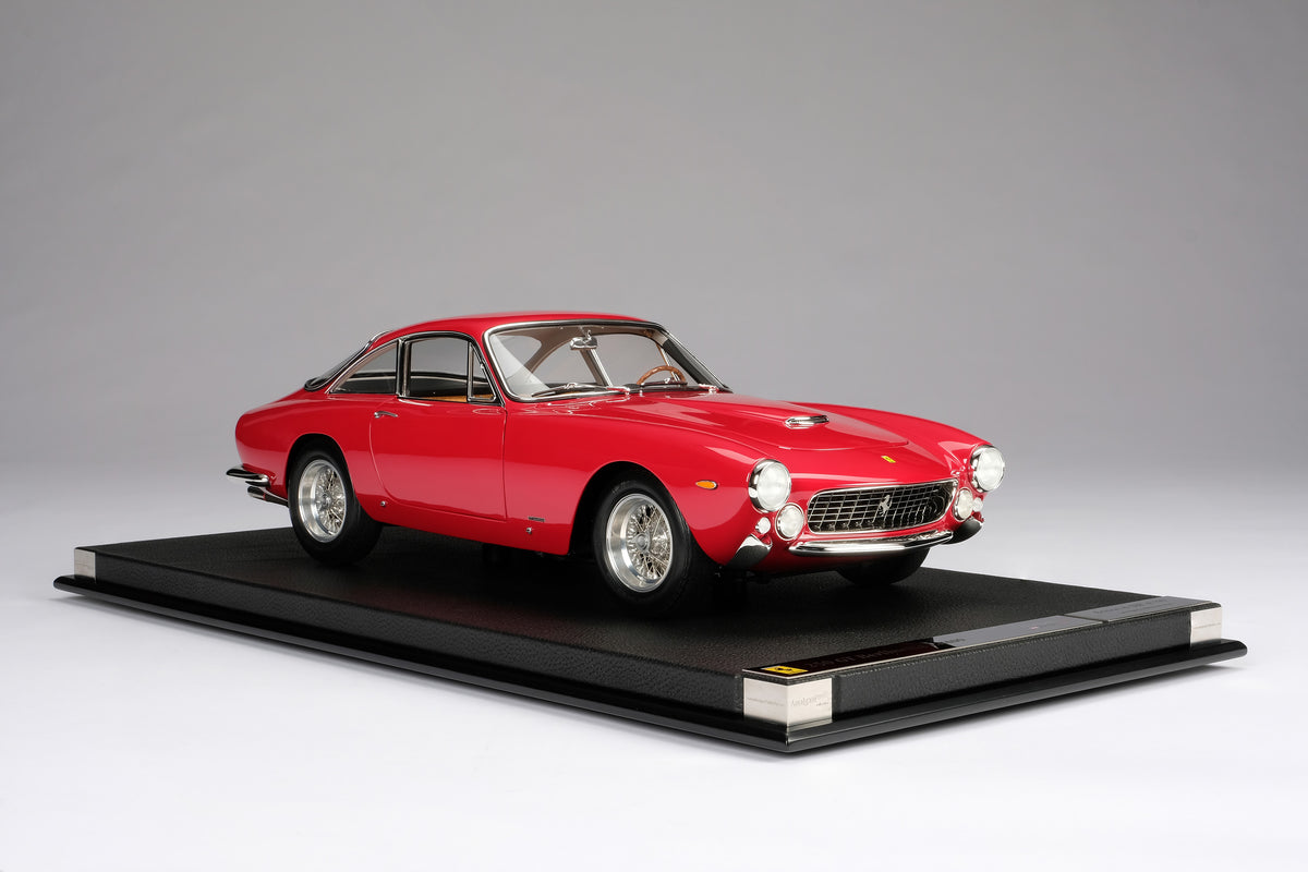 Ferrari 250 GT Lusso (1962) - Échelle 1:8
