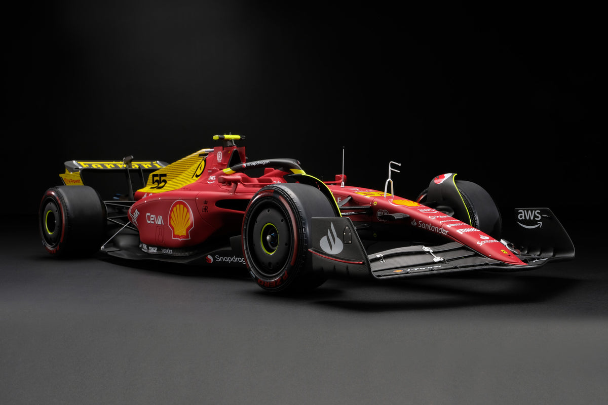 Ferrari F1-75 - 2022 Italian Grand Prix - Sainz - 1:8 scale