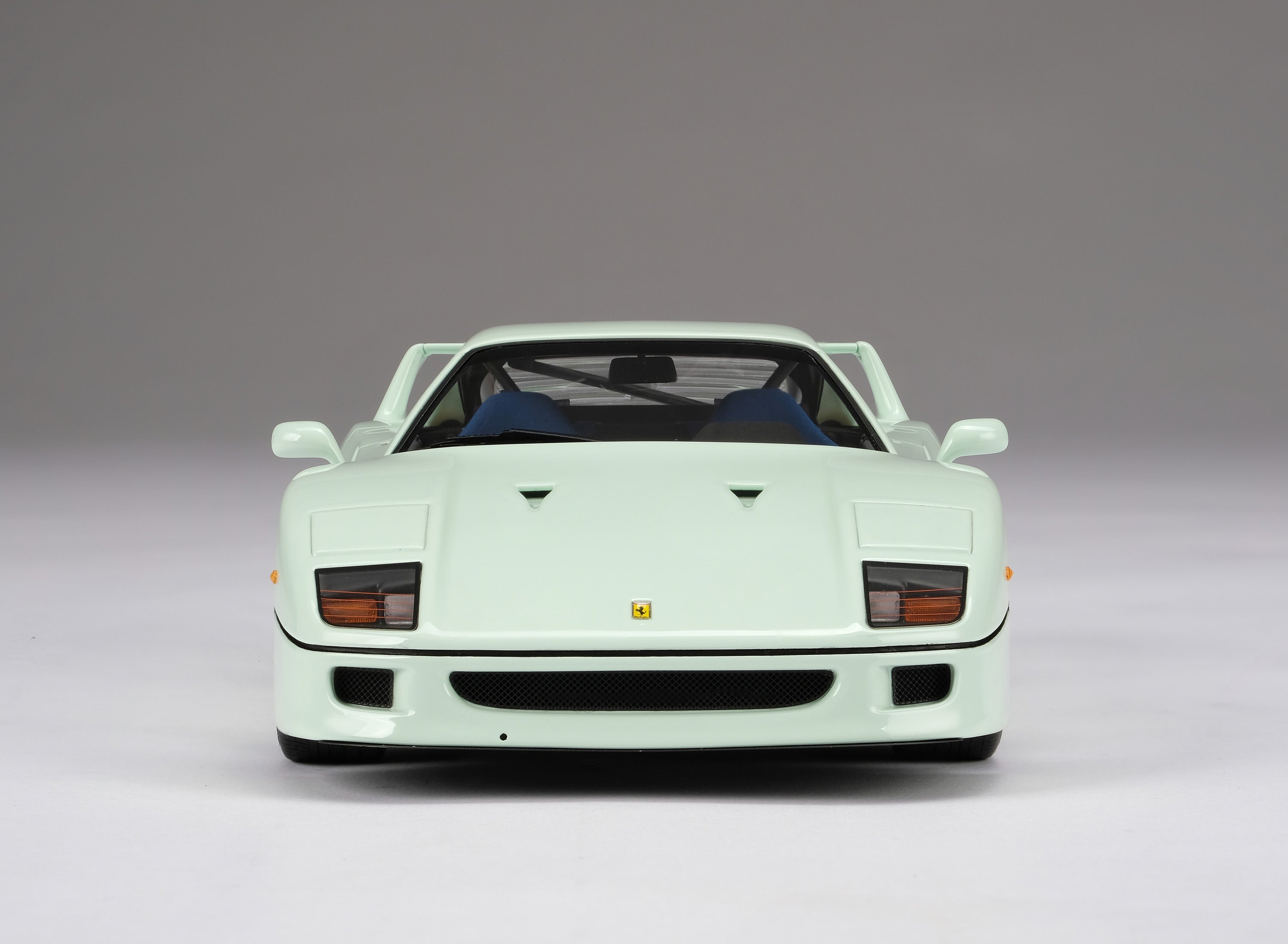 フェラーリ F-40　SUPER KIT R/C SERIES　レア　カラー　白 フェラーリ F-40 SUPER KIT R/C SERIES レア カラー 白 フェラーリ F