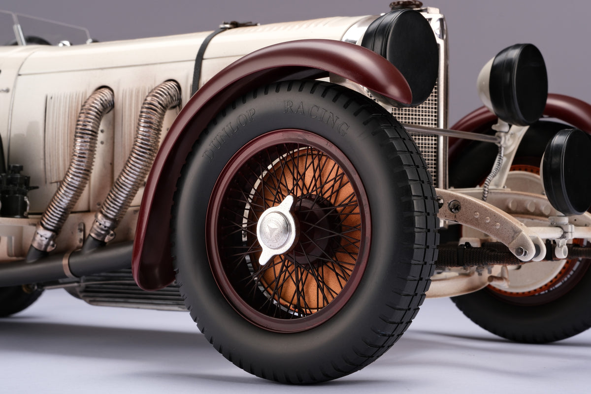 Mercedes-Benz SSKL - Vainqueur de la Mille Miglia 1931 - Rudolf Caracciola - Patinée - Échelle 1:8