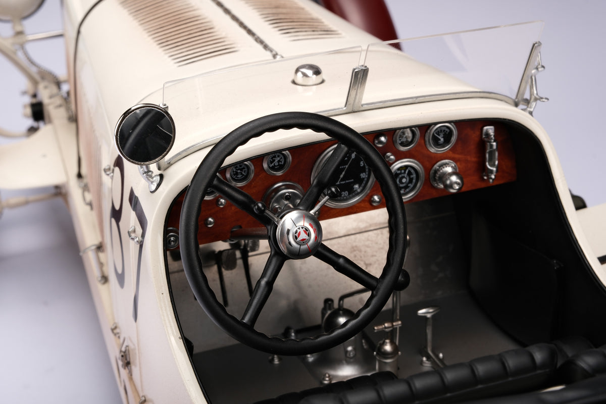 Mercedes-Benz SSKL - Vainqueur de la Mille Miglia 1931 - Rudolf Caracciola - Patinée - Échelle 1:8